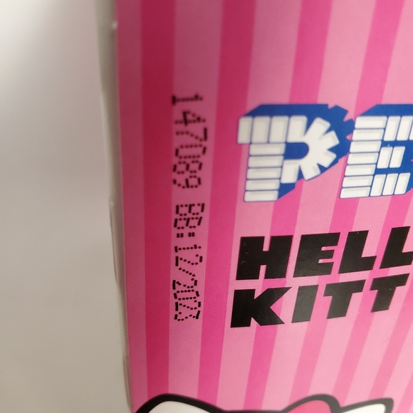 Pez Hello Kitty boxed set ๐๏ธ unicorn cat NIB 2019 - Picture 3 of 4
